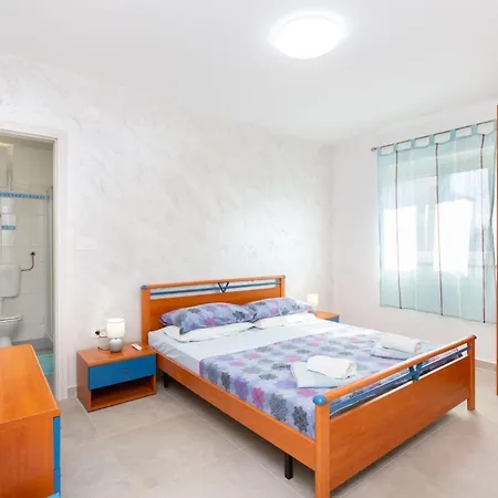 Ferienwohnung Fur 8 Personen Ca 100 Qm In Medulin, Istrien Sudkuste Von Istrien Lejlighed *