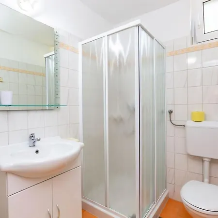 Lejlighed Ferienwohnung Fur 8 Personen Ca 100 Qm In Medulin, Istrien Sudkuste Von Istrien Medulin
