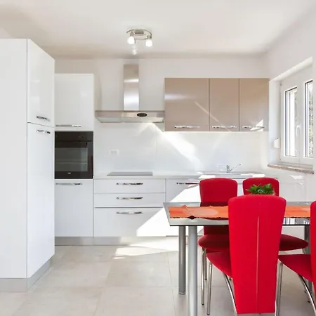 Lejlighed Ferienwohnung Fur 8 Personen Ca 100 Qm In Medulin, Istrien Sudkuste Von Istrien *